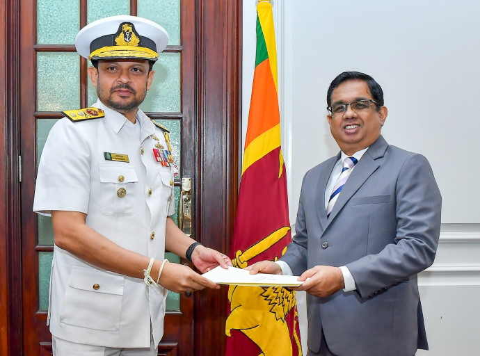 Vice Admiral Damian Fernando Appointed as New Commander of the Navy